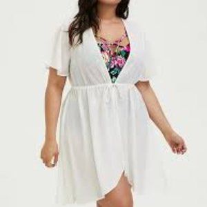 Torrid white swim cover ** NWT !!!